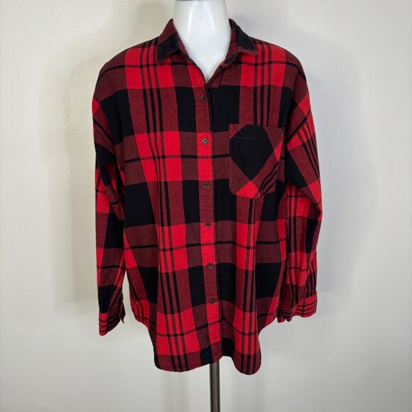 Old Navy Tops - Old Navy Top Small Red Black Plaid Boyfriend Shirt Flannel Button-Front Women's